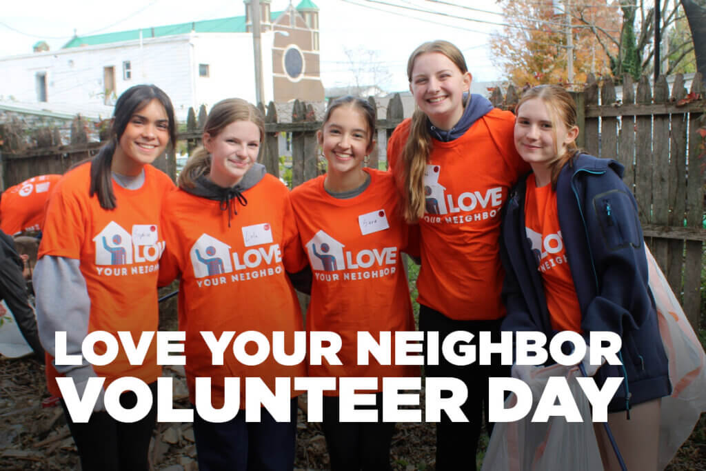 Volunteers at Dream Center Evansville